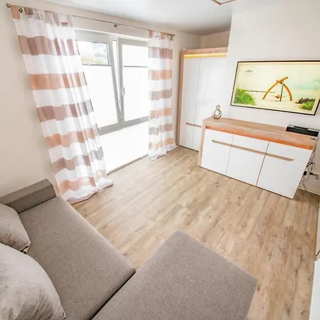 Dom wakacyjny Baltic Village-damp *